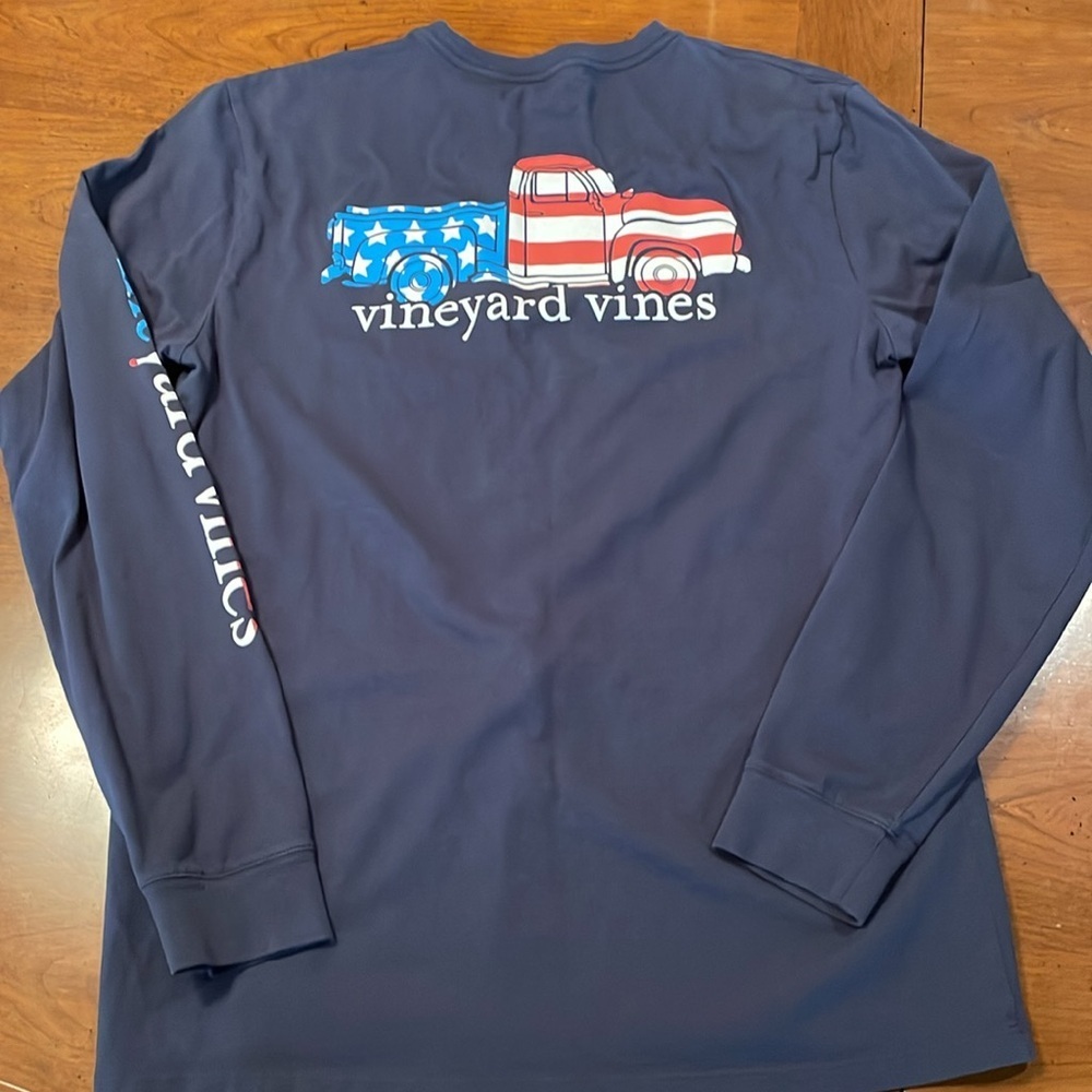 VINEYARD VINES Long Sleeved Patriotic Truck Shirt - Mens Small - Picture 4 of 10